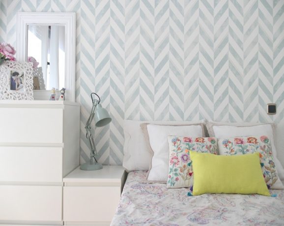 el-taller-de-las-cosas-bonitas_habitacion-despues-de-empapelar-2