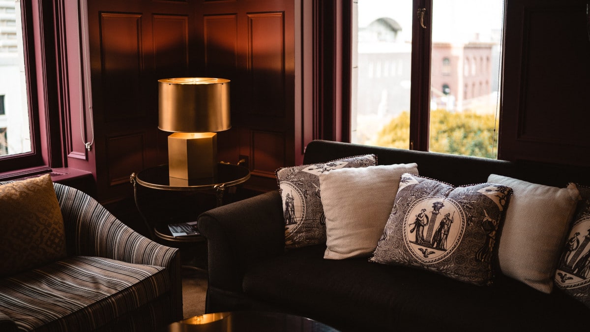 como elegir telas para tapizar el sofa