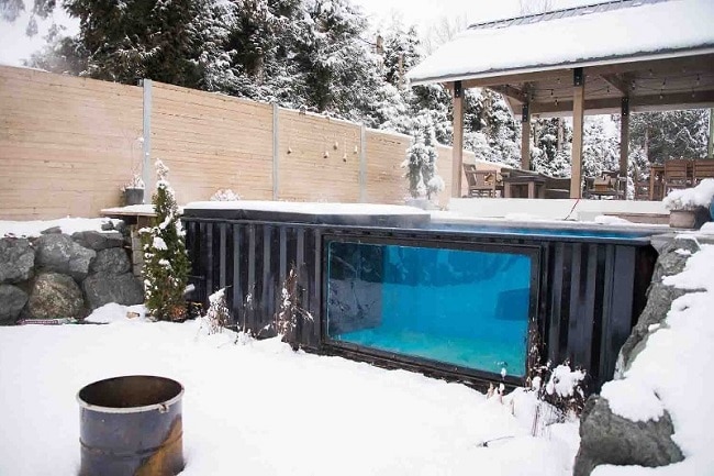Piscina de contenedores con ventana Piscina de contenedores con ventana