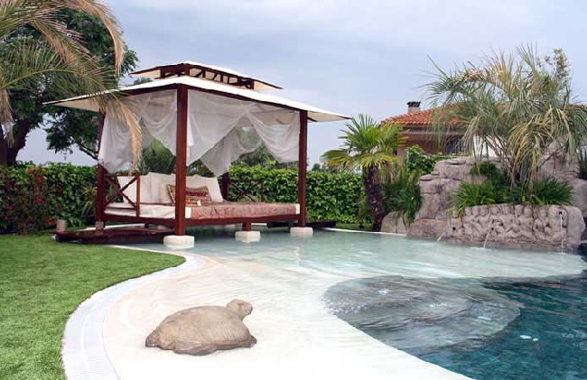 Piscina arena chill out